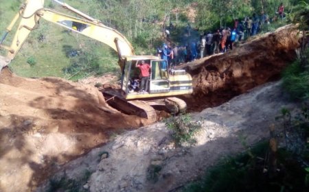 Kamonyi/Rukoma: Abagabo batatu bagwiriwe n'ikirombe bose bakurwamo bapfuye