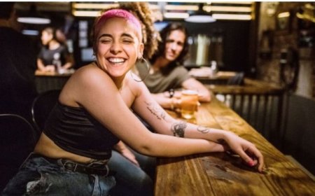 Bikomeje kugorana pee! Abakobwa bo mu Bwongereza bari hagati y’imyaka 25 na 35 y’amavuko bagorwa no kubona abagabo bafite gahunda yo kubaka urugo