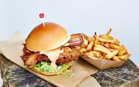 Umusore yarashe inshuti ye magara irapfa ayiziza kuruma ku mugati w’umukunzi we