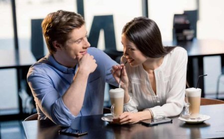 Sobanukirwa neza! Ese Koko Iyo umukobwa akubwiye ngo azabitekerezaho bivuze KO nawe yagukunze?