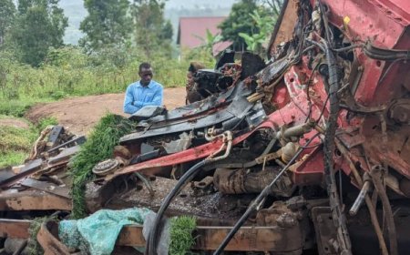 Nyanza: Habaye impanuka iteye ubwoba y’ikamyo yo mu bwoko bwa Howo, yahitanye abanyerondo babiri na shoferi wari uyitwaye,inakomeretsa tandiboyi wayo n’umunyerondo umwe