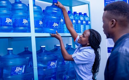 Ese itumbagiri ry'ibicoro by'amazi ya Jibu biri kuvahe ? "Jibu yasobanuye intandaro y’impinduka mu biciro by’amazi icuruza"