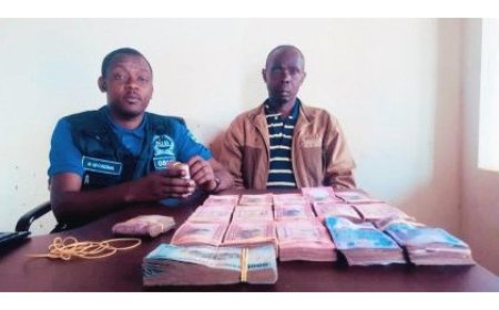 Gicumbi: Urwego rw'ubugenzacyaha RIB rwagaruje asaga miliyoni 7 Frw yibwe n’abacukuye iduka