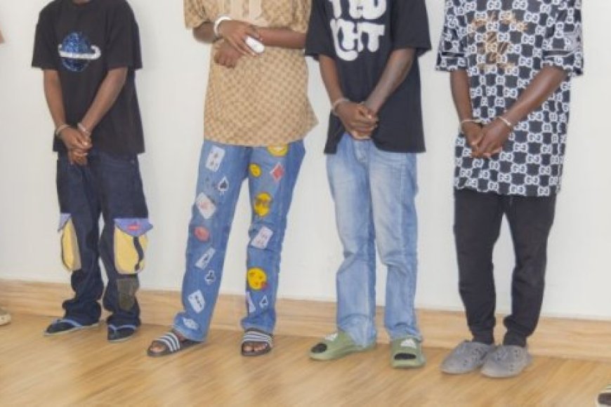 RIB yerekanye agatsiko k'abasore biba abaturage mu mugi wa Kigali