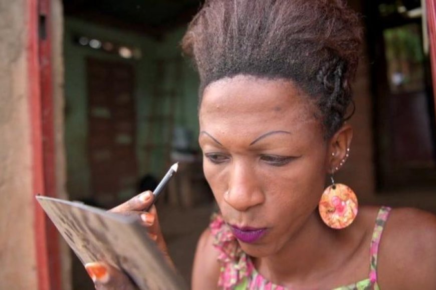 Umugabo yahisemo kwihindura umugore kubera impamvu ikomeye