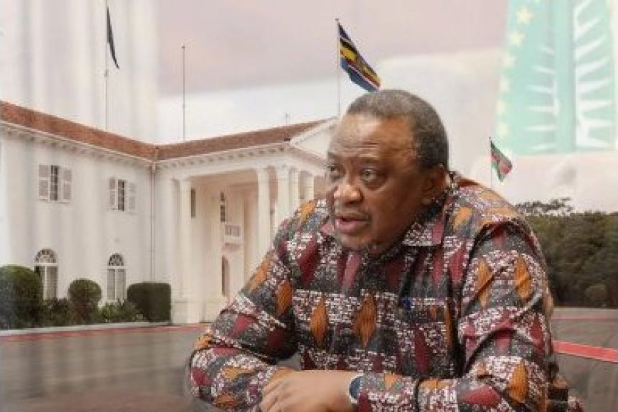 Rwabuze gica hagati ya Uhuru Kenyatta na Leta nyuma yo kwanga ibiro bamuhaye