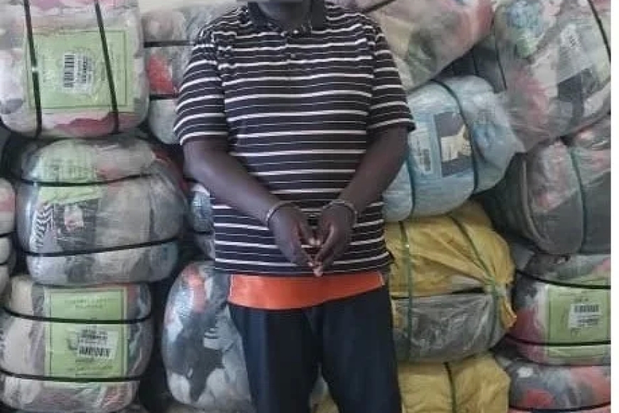 Police Yataye Muri yombi Umugabo  apakiye mu modoka amabalo 52 y’imyenda ya caguwa ya magendu