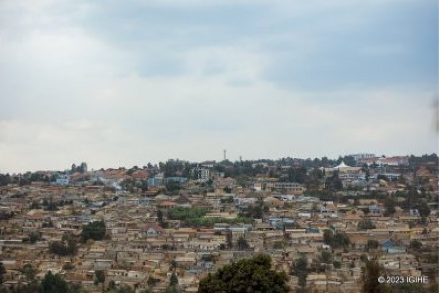 Gasabo/Gisozi: Polisi yatangaje ko inzego zibishinzwe zatangiye  iperereza ku rupfu rwa Noteri w’Umurenge wa Remera wishwe atewe ibyuma