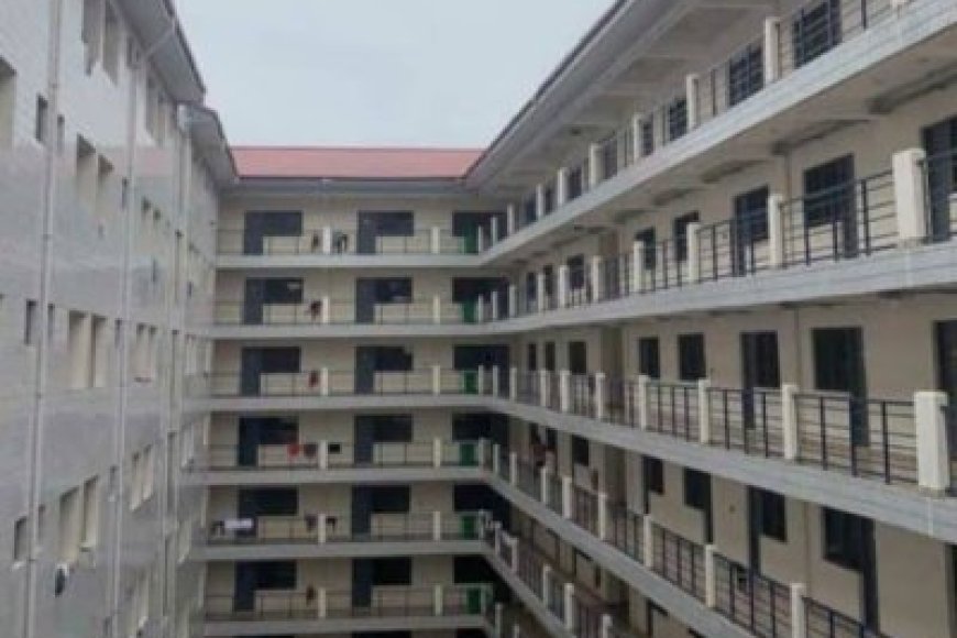 Umukozi Ukora amasuku muri Kaminuza yiyahuye ku igorofa rirerire nyuma yo gufatwa ashaka gufata ku ngufu umunyeshuri