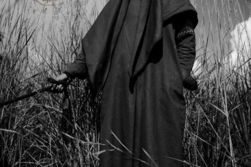 Moses Turahirwa wa Moshions yongeye kurikoroza avuga ko ari umukobwa