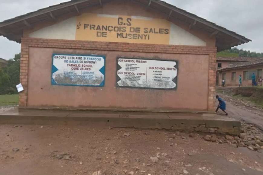 Nyamagabe: Padiri wirukanywe kubera uburaya n’ubusinzi ya abujijwe gutanga amasakaramentu, yagizwe umuyobozi ushinzwe amasomo mu kigo cy’ishuli