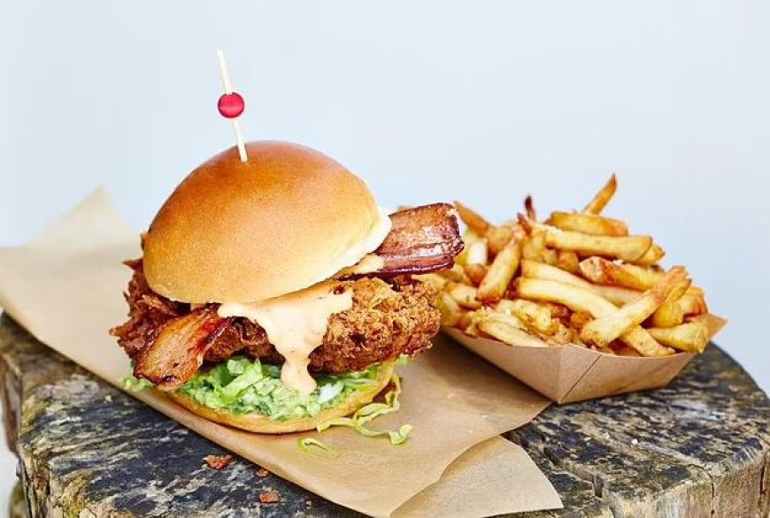 Umusore yarashe inshuti ye magara irapfa ayiziza kuruma ku mugati w’umukunzi we