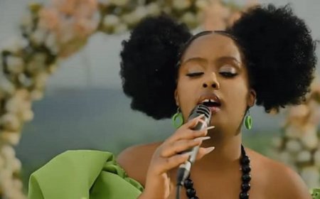 Bahise batangira kumukeka! Ariel Wayz yatangaje ko agiye gusohora indirimbo acyurira umusore bakundanaga akamuhemukira