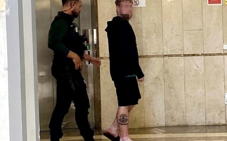 Umugabo yatawe muri yombi azira gukora ku kibuno umukozi wo mu ndege yerekeza muri Espagne ivuye mu bwongereza