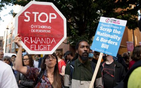 Umunya-Syria uri mu bimukira Leta y’u Bwongereza igomba kohereza mu Rwanda, yatangaje ko akihagera azahita yiyahura  igitaraganya