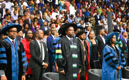 Dore inkuru nziza Minisitiri w’Intebe yagejeje ku basoje kaminuza mu myuga