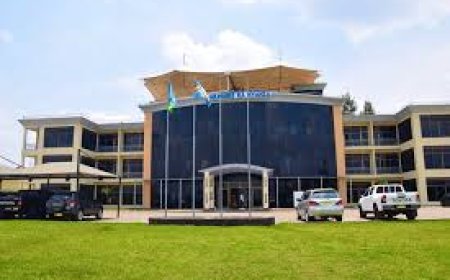 Nyanza: Gitifu w’akagari wavuzweho kurigisa amafaranga y’ubwisungane mu kwivuza  yasezeye ku mirimo kugeza igihe kitazwi bituma benshi bamwibazaho