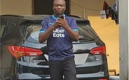 Perezida w’imwe mu makipe akomeye ari mumazi abira nyuma yo kugaragara mu mashusho y’urukozasoni ndetse no guhatira abakinnyi be kuryamana bahuje ibitsina