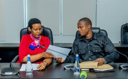 Umuhanzi Habimana wamenyekanye muri muzika Nyarwanda, yatanze kandidatire ye ku mwanya w'umukuru w'igihugu