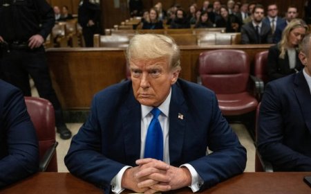 Uwahoze ari Perezida w'Amerika yahamijwe ibyaha 34 bifitanye isano n’umukinnyi wa filime z’urukozasoni baryamanye kakahava