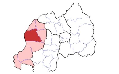 Rutsiro: RIP Tuyishime Fidele w’imyaka 22, Ababyutse bajya gusengera urwagwa basanze  amanitse mu mugozi mu cyuma yararagamo