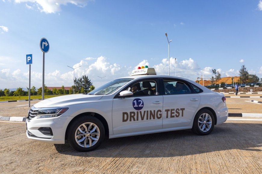 Polisi y'Urwanda  yasobanuye byinshi kuri permis zizakorerwa ku modoka za ‘automatique’