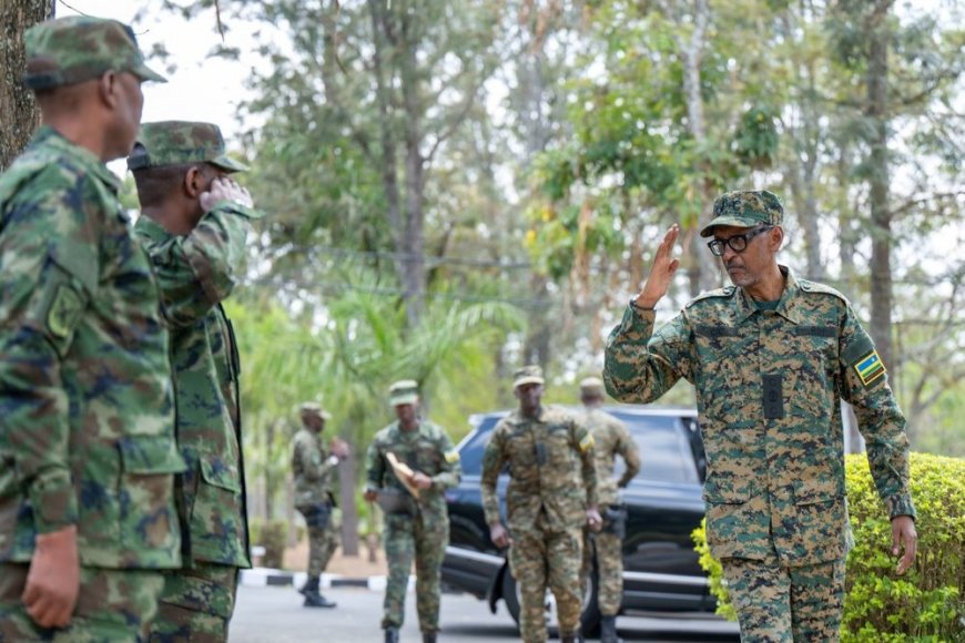 Perezida Kagame akanaba Umugaba w’Ikirenga w’Ingabo z’u Rwanda (RDF) yashyizeho ubuyobozi bw’icyiciro gishinzwe iby’ubuzima
