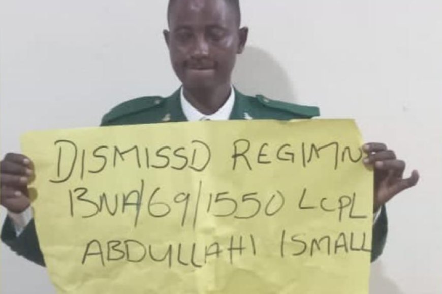 Umusirikare yirukanwe burundu nyuma yo guhamwa n’icyaha cyo kuryamana n’umugore wa mugenzi we basanzwe bakorana mu gisirikare