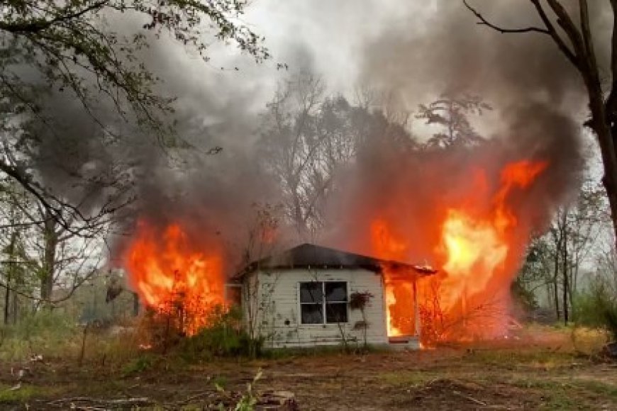 Umugabo uri mu kigero cy’imyaka 50 yagerageje kwica umugore we bimunaniye yiyahura mu muriro