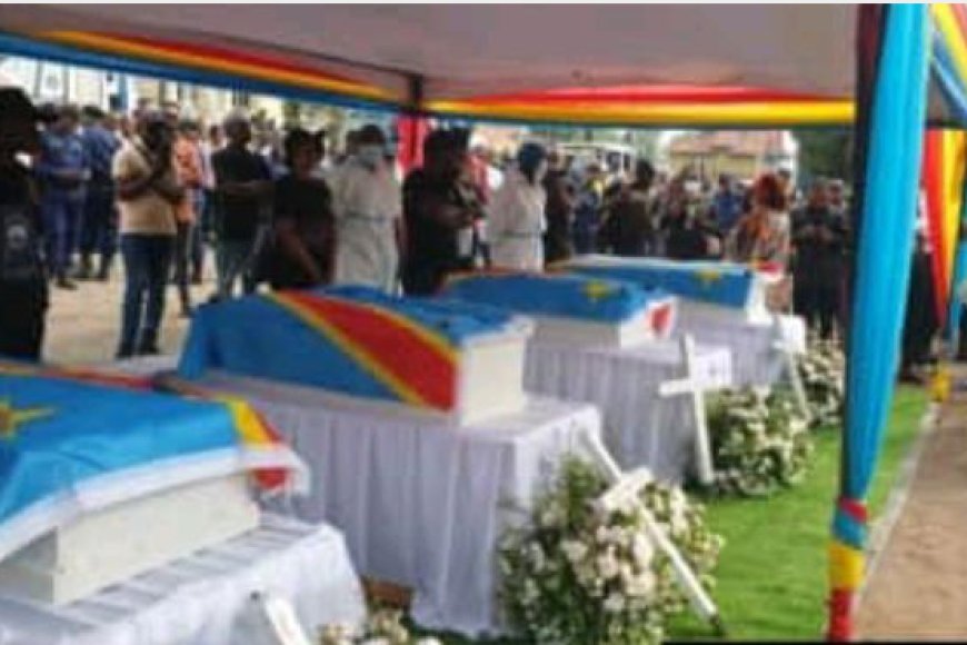 Dore uko umuhango wo gushyingura abazize ibisasu byatewe i Mungunga hafi n’umujyi wa Goma, wagenze