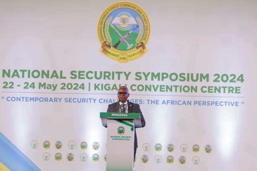 Minisitiri Marizamunda "Hakenewe ubufatanye mu gukemura ibibazo byugarije Afurika"