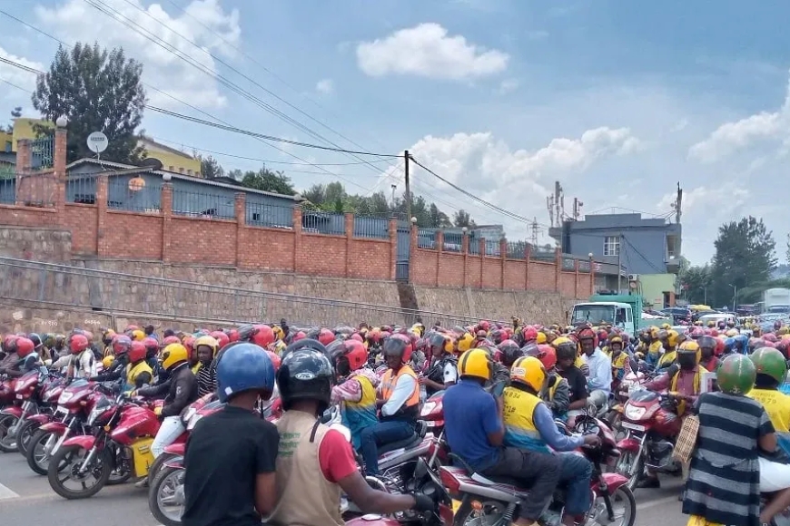 Abatwara abagenzi bongeye kugaragaza ikibazo cy’ubwishingizi bw’abamotari buhanitse