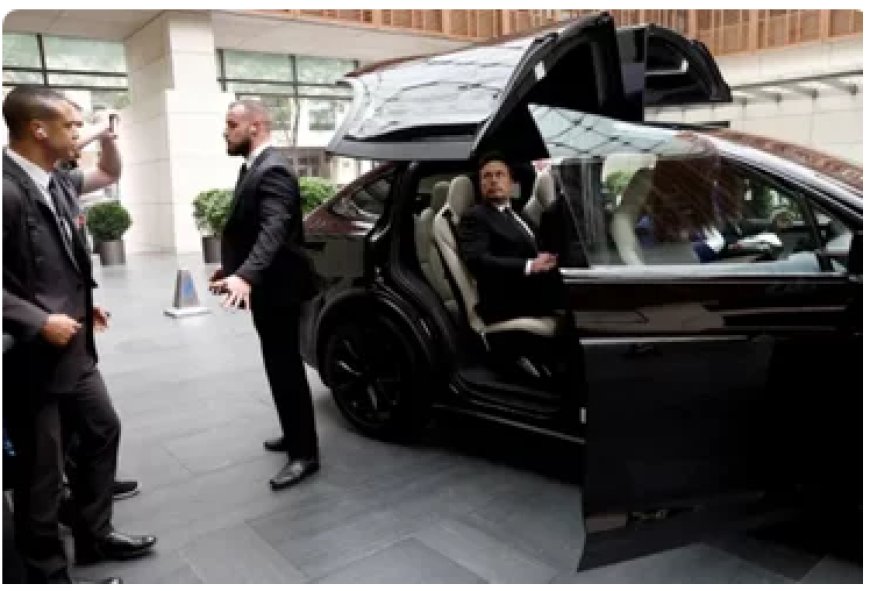 Ubushinwa: Elon Musk mu nzira zo gutangiza umushinga w’imodoka zitwarwa na ’Robo’