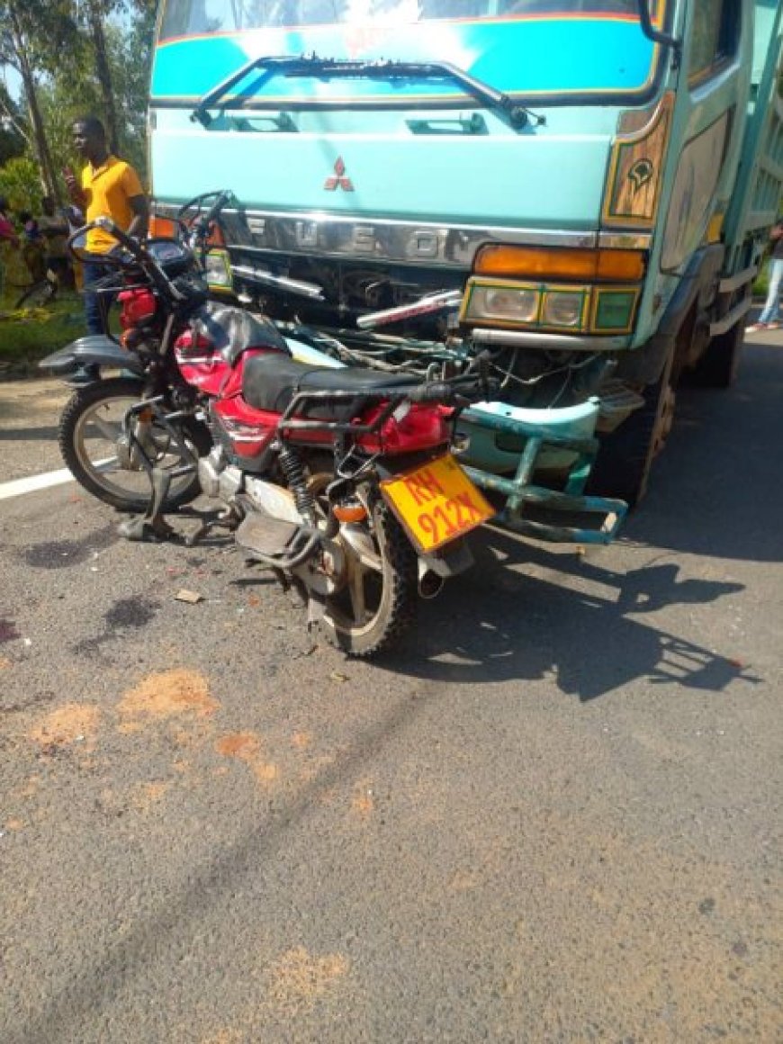 Nyamasheke: Habereye Impanuka ikomeye cyane yahitanye umumotari uwo yari ahetse nawe habuzeho gato