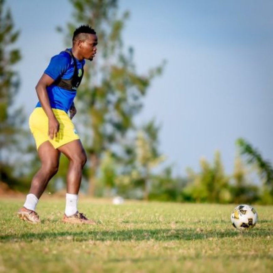 Abandi bakinnyi babiri bakurikiye batanu basezerewe mu mwiherero w'Amavubi