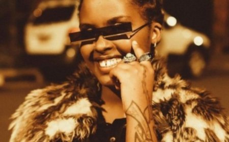 Ariel Wayz mu rukundo rushya anatangaza ko ubu atakiri ku isoko abamwifuza bakwiye gukurayo amaso