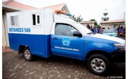 Karongi:  RIB yataye muri yombi Batatu bakekwaho gushyiraho umutwe w’abagizi ba nabi, ubujura no gutema amatungo