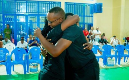 Imbamutima z’umunyamakuru w’imikino akaba n’umutoza Peter Kamasa wegukanye ibikombe bitatu mu mezi 6