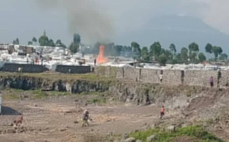 RDC: Inkambi ibarizwamo impunzi zahunze imirwano ya FARDC na M23 yafashwe n’inkongi