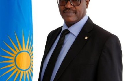 Senateri Mupenzi George yeguye