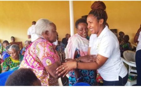 Ubuzima: Inzobere mu kuvura indwara z’abagore zemereye ubuvuzi abatuye mu mpinganzima i Huye