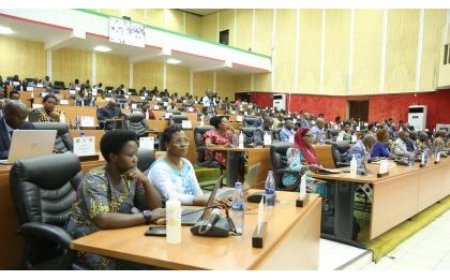 Umudepite yinubiye ko we na bagenzi be basigaye bagenda n’amaguru mu Burundi