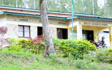 Ruhango: Abagizi ba nabi bitwikiriye ijoro batwika inzu y'ubucuruzi, uwahemukiwe aradagadwa