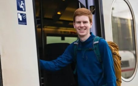 Umusore w’imyaka 17 yamavuko  yasanzwe muri gariyamoshi amazemo Amezi 24 araramo bucece