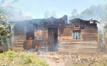 Nyamasheke: Inzu yahiye irakongoka ibyarimo byose bitikiriramo