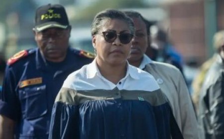 Minisitiri w’intebe wa DR Congo yatangaje ko abateye igihugu cyabo bazabakurikirana kugera iwabo