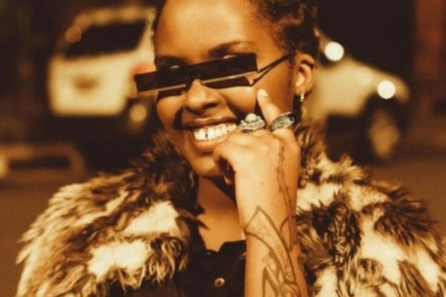 Ariel Wayz mu rukundo rushya anatangaza ko ubu atakiri ku isoko abamwifuza bakwiye gukurayo amaso