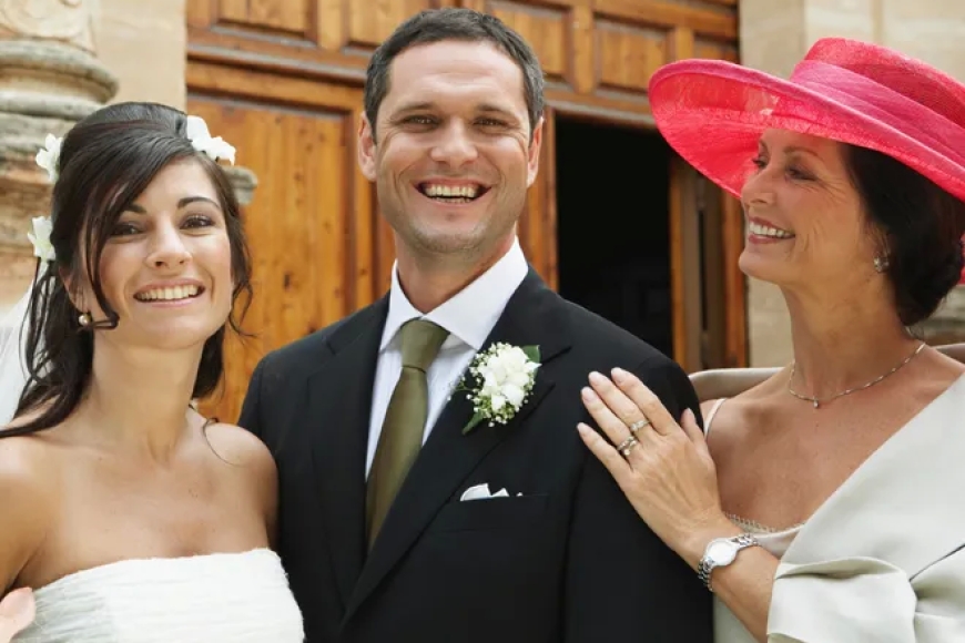 Dore uko wabana n’umugabo wawe neza nubwo akiyoborwa na Nyina