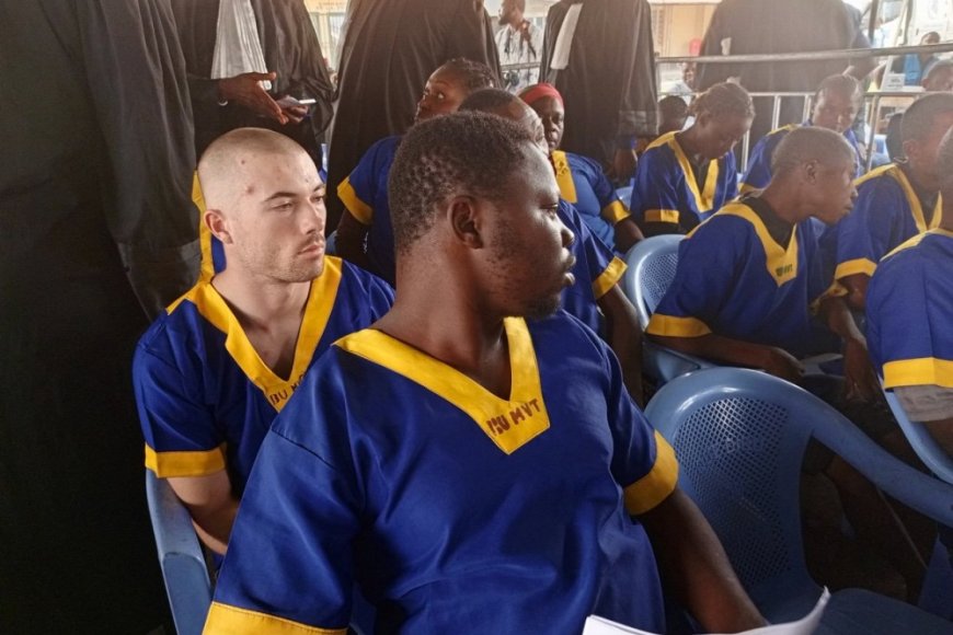 Abantu bagera kuri 53 bakekwaho gushaka guhirika ubutegetsi bwa Tshisekedi bagejejwe imbere y’urukiko rwa Gisirikare