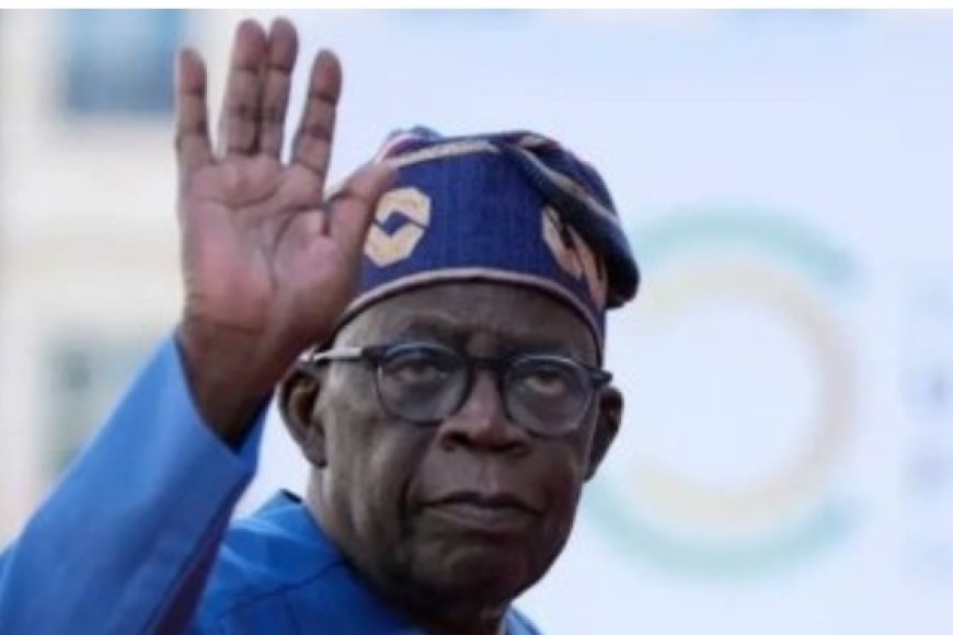 Perezida wa Nigeria yanyereye ndetse agwa hasi byatumye abenshi bamuha urwamenyo